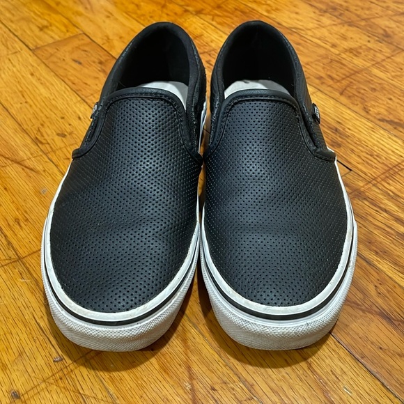 Vans slip on sneakers women’s 6 - Picture 1 of 5